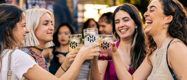 Apéro intergénérationnel entre femmes